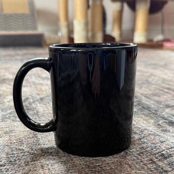 NEW Black Pickle Themed Mug - Picture 2 of 2